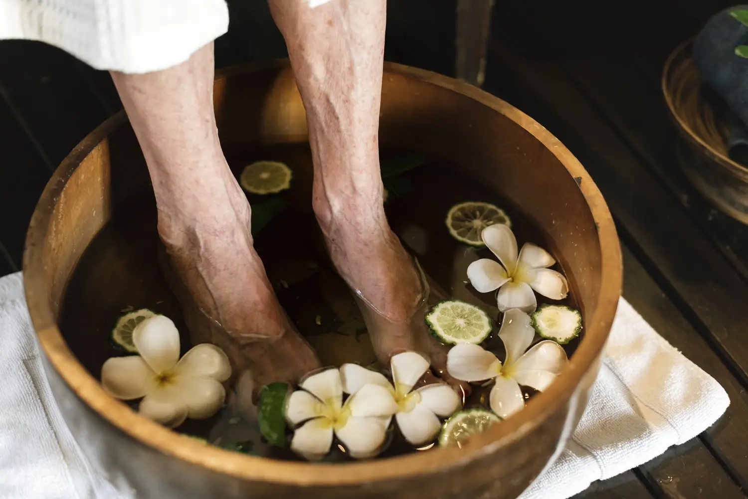 Domowe SPA dla stóp: Naturalne rytuały pielęgnacyjne