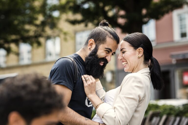 Attachment style: Wpływ stylu przywiązania na relacje dorosłych